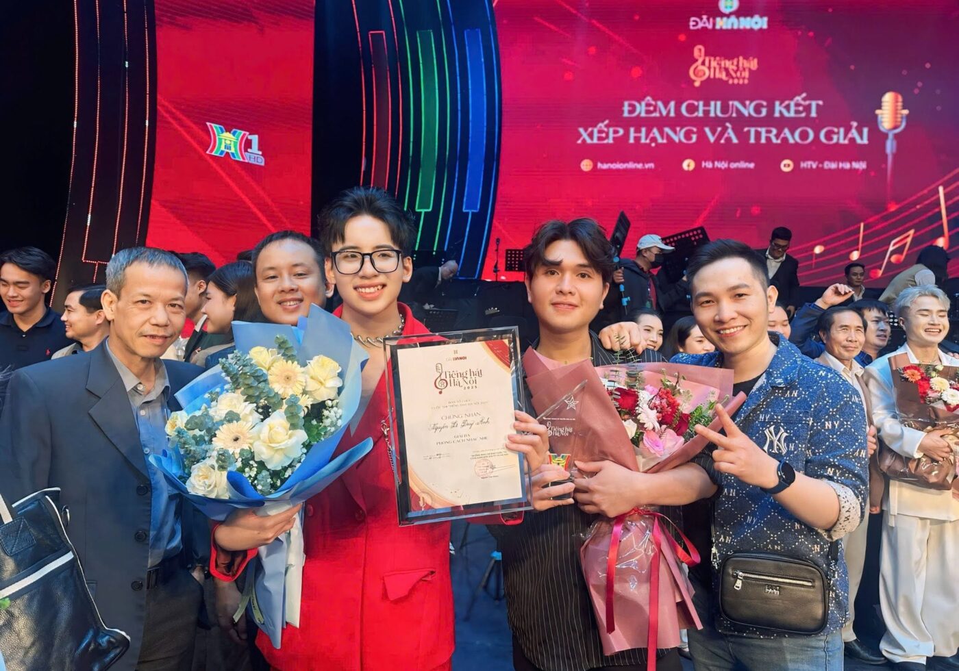 Học viên đạt giải tiếng hát hay Hà Nội